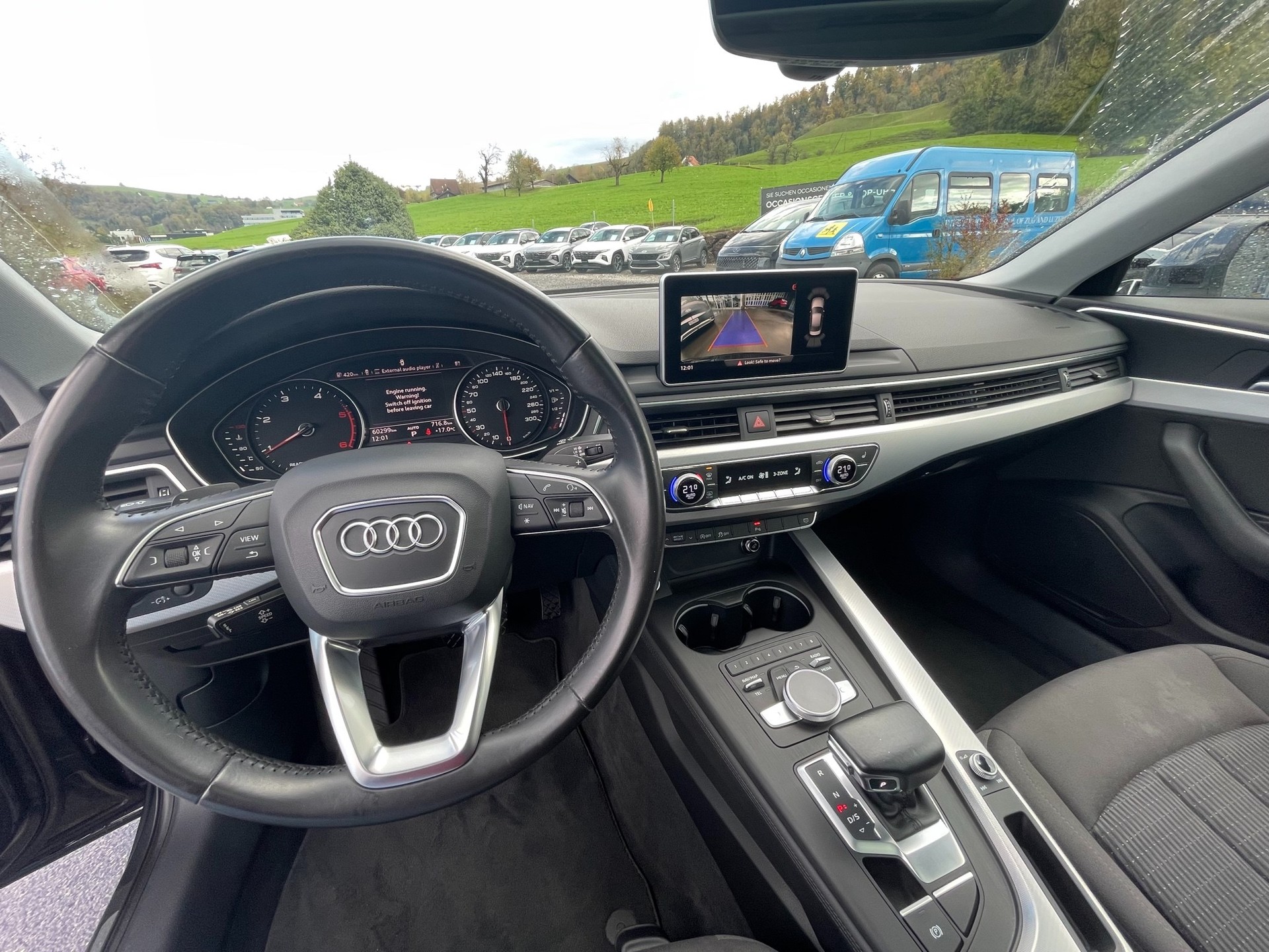AUDI A4 2.0 TDI Design S-tronic-image-8