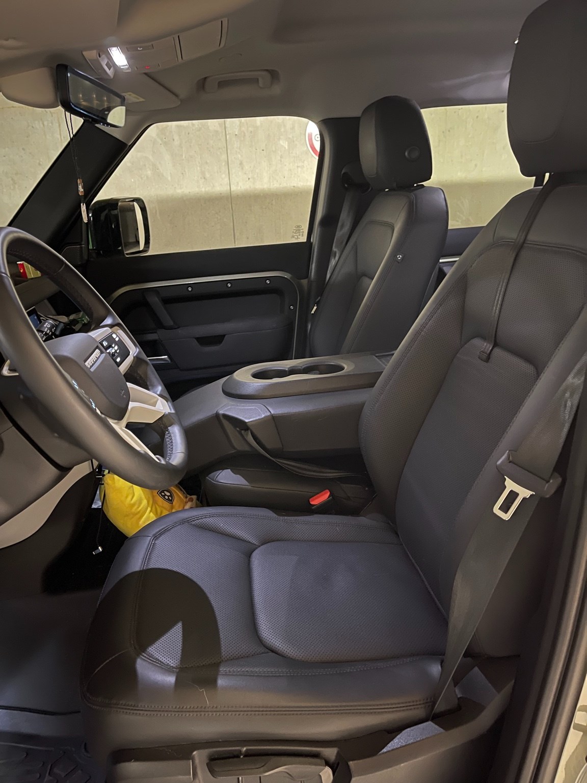 LAND ROVER Defender 110 P400e Si4 PHEV X-Dynamic SE AT8-image-6
