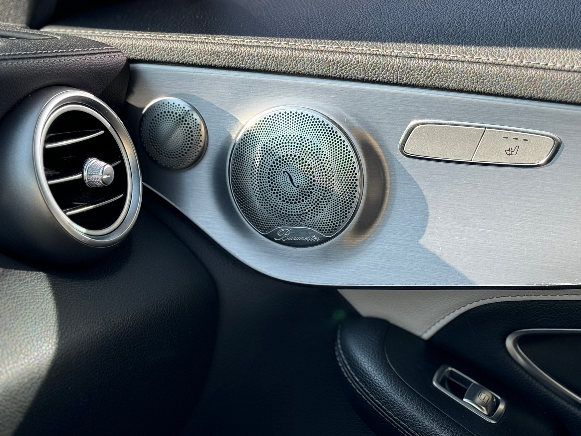 MERCEDES-BENZ C 63 S AMG Speedshift-image-16