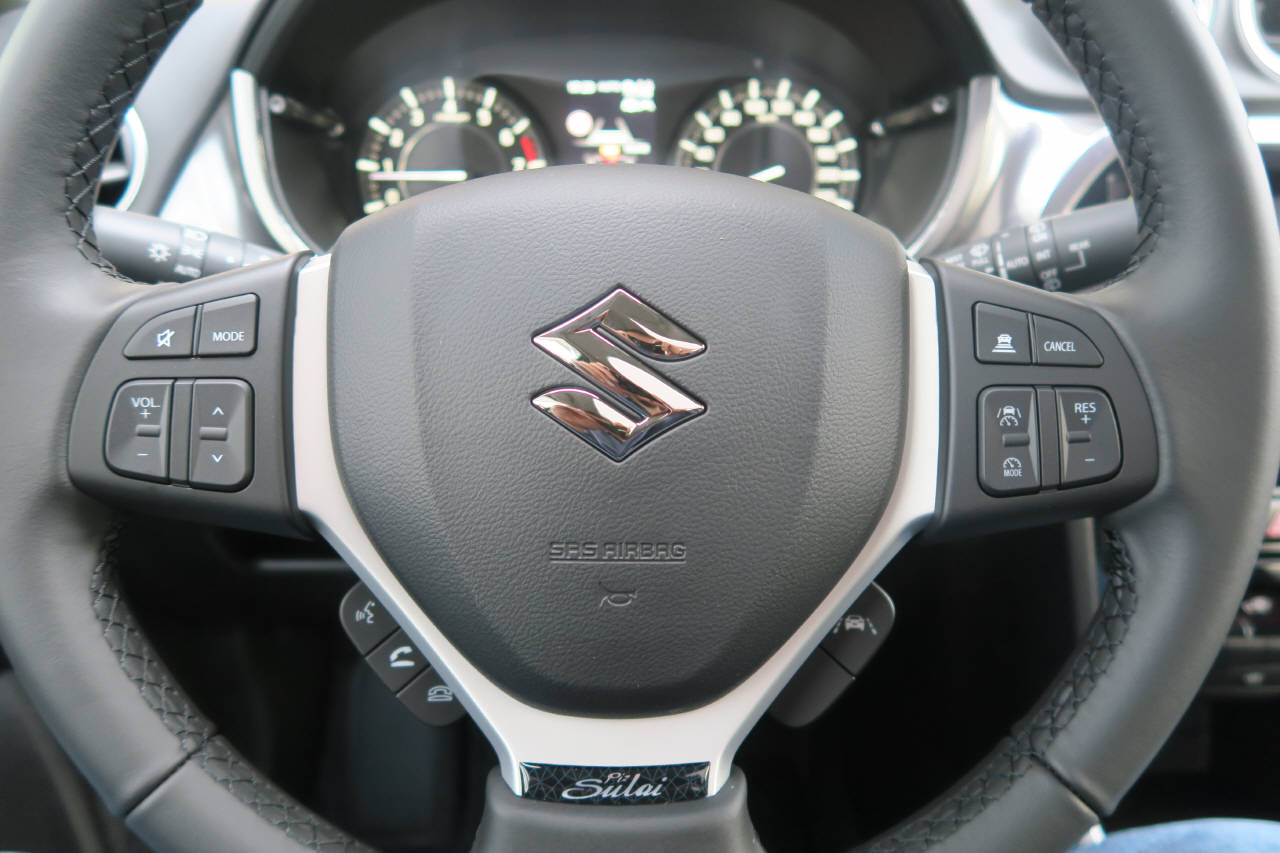 SUZUKI Vitara 1.5 Piz Sulai Top Hybrid 4x4-image-6