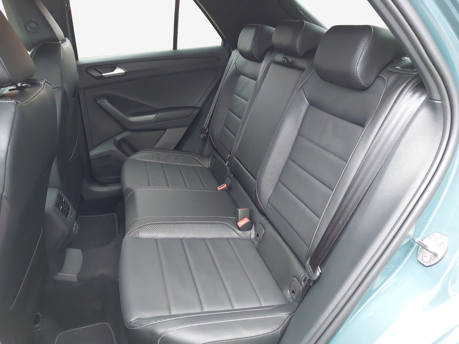 VW T-Roc 1.5 TSI EVO R-Line DSG-image-11