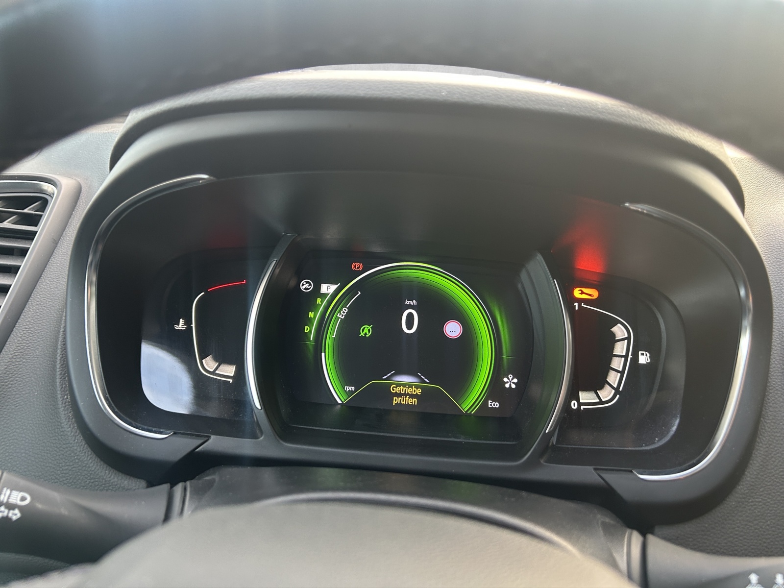 RENAULT Scenic 1.6 dci Böse-image-19