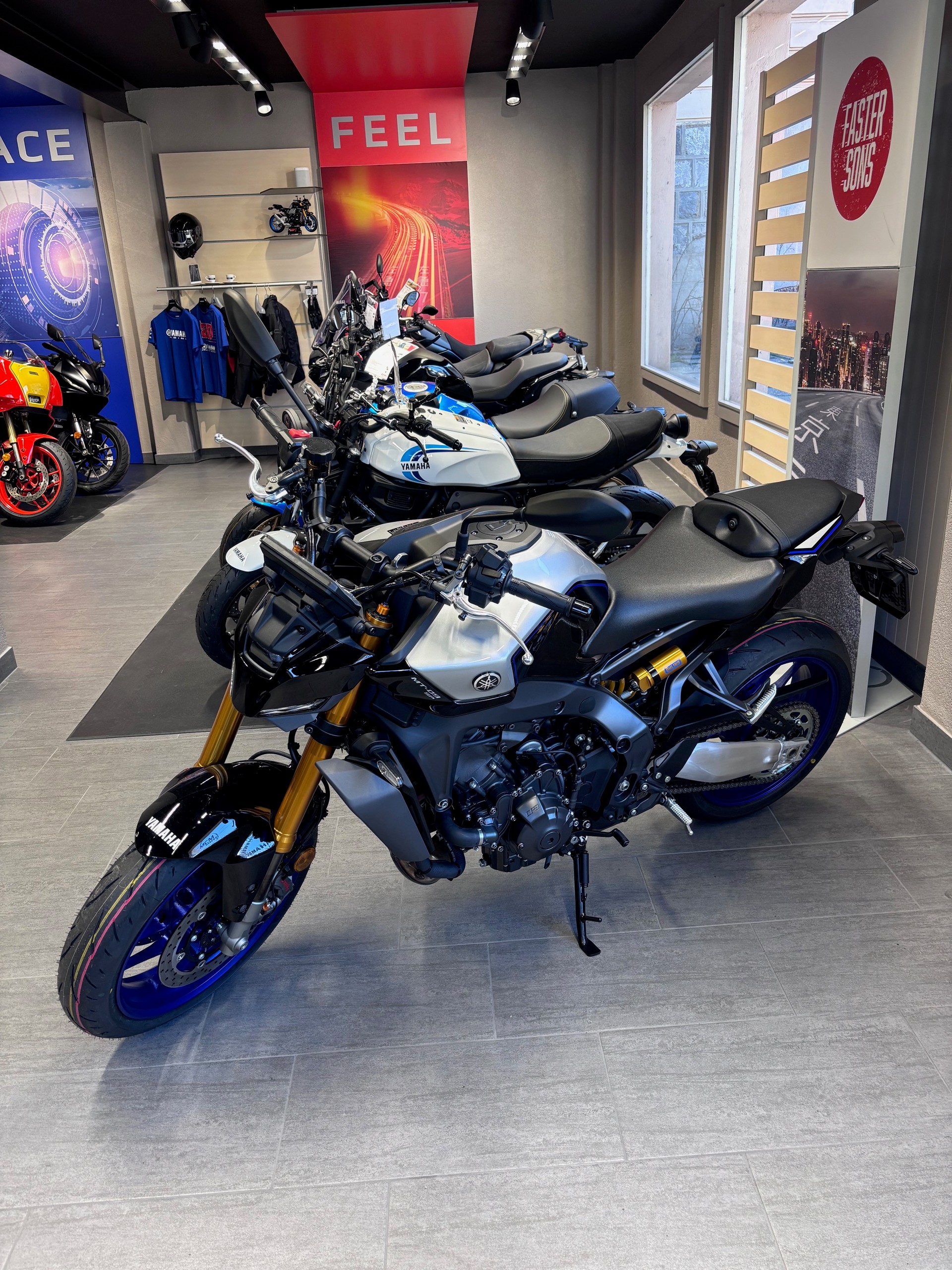 YAMAHA MT-09 SP (35kW)-showroom-element-1