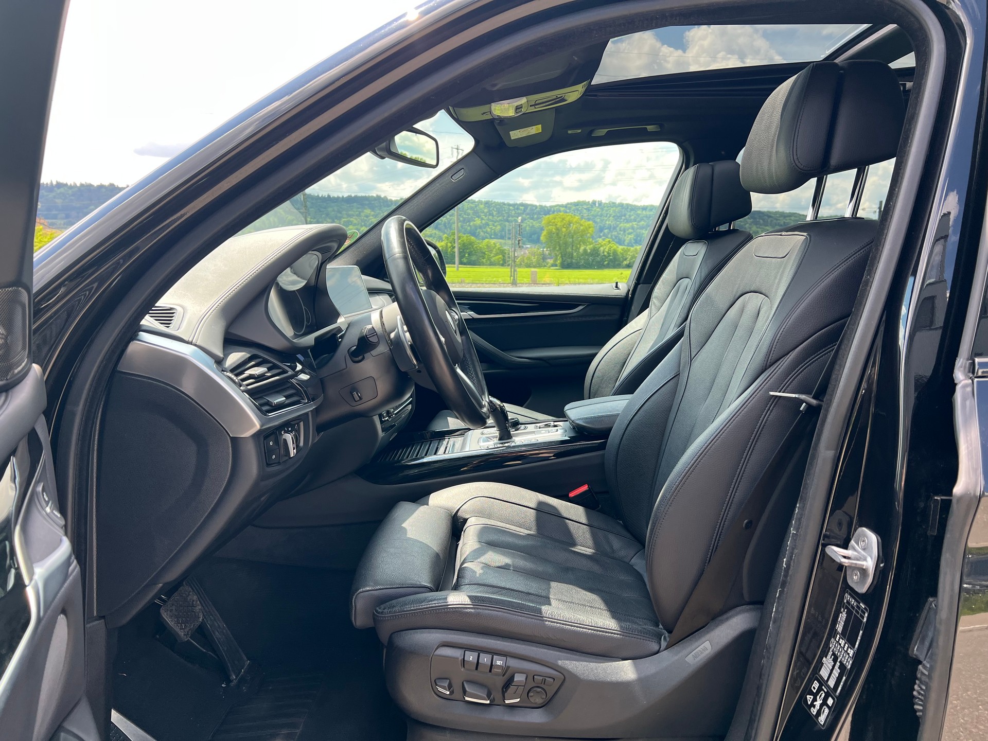 BMW X5 xDrive 40d Steptronic-image-29