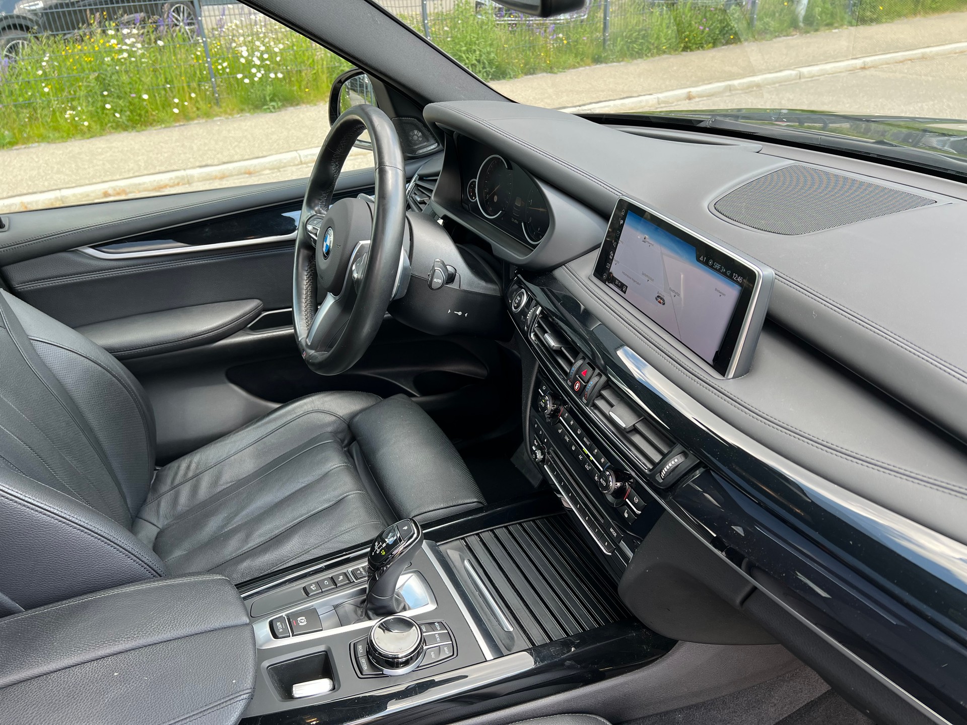 BMW X5 xDrive 40d Steptronic-image-18