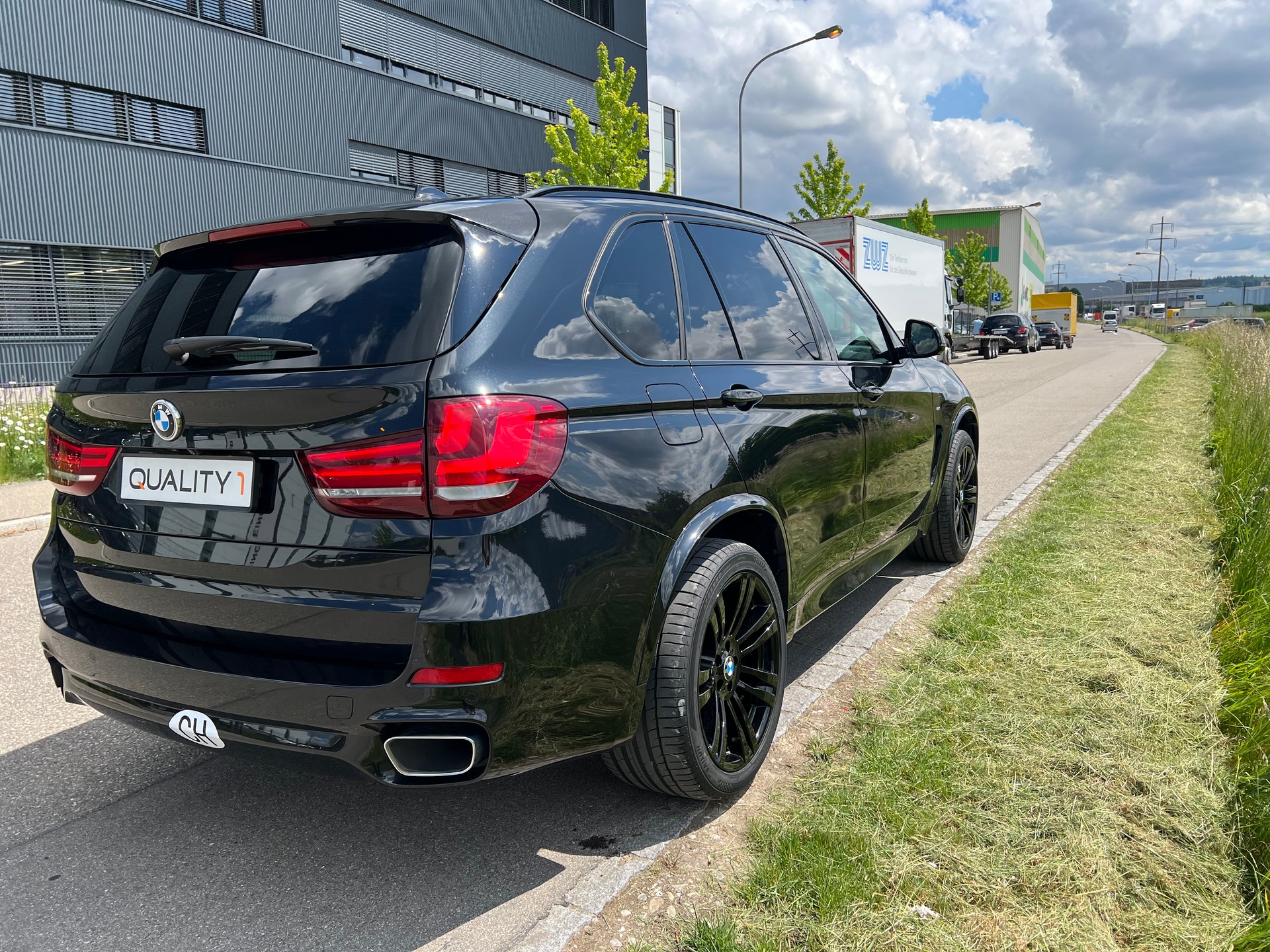 BMW X5 xDrive 40d Steptronic-image-12