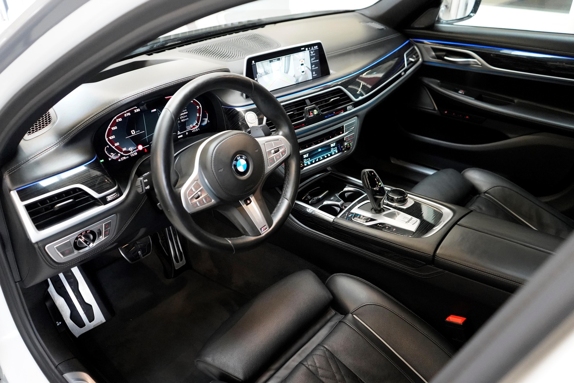BMW 750Li xDrive Steptronic-image-10