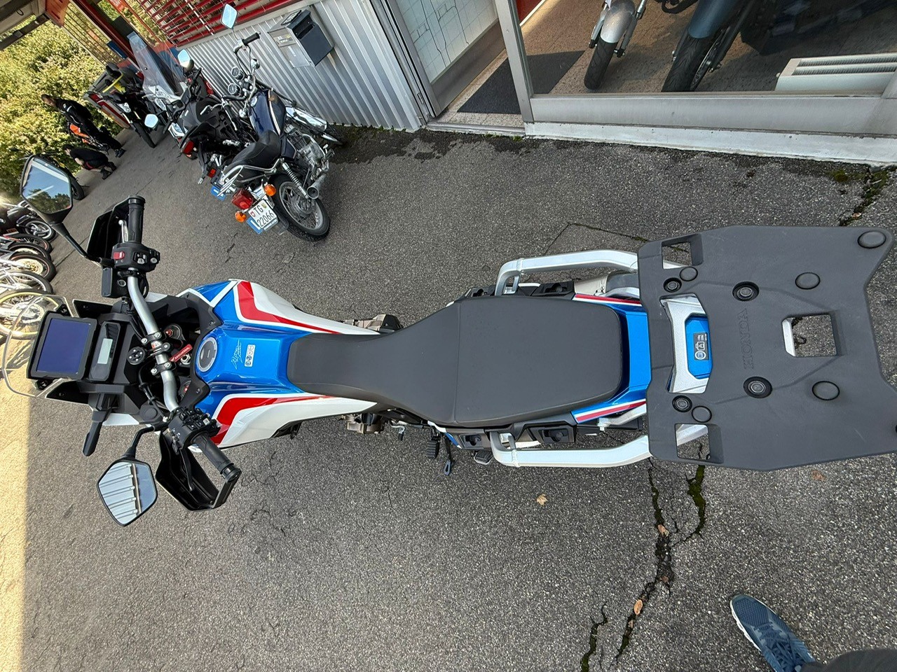 HONDA CRF 1100 DCT Africa Twin-showroom-element-3