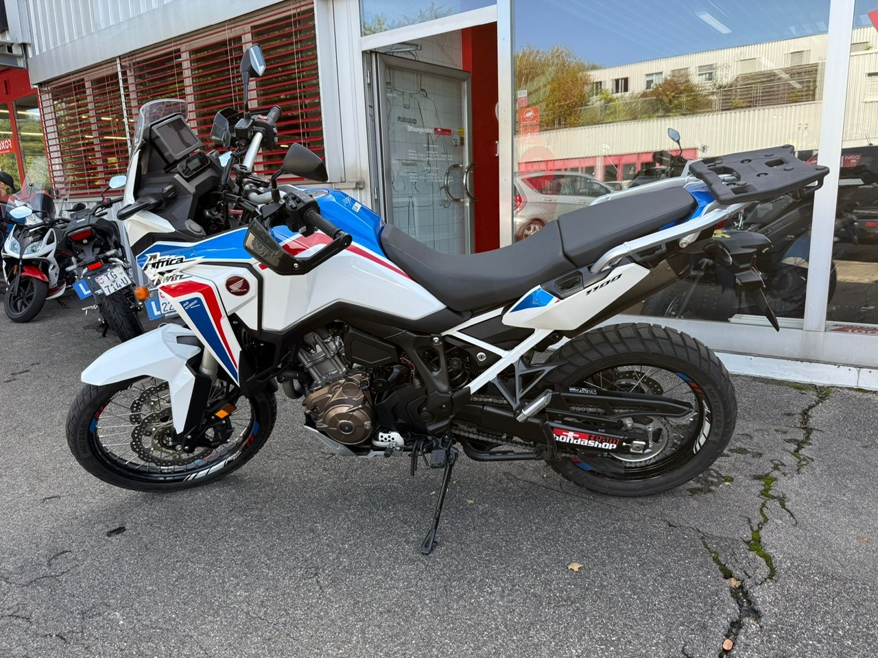 HONDA CRF 1100 DCT Africa Twin-showroom-element-2