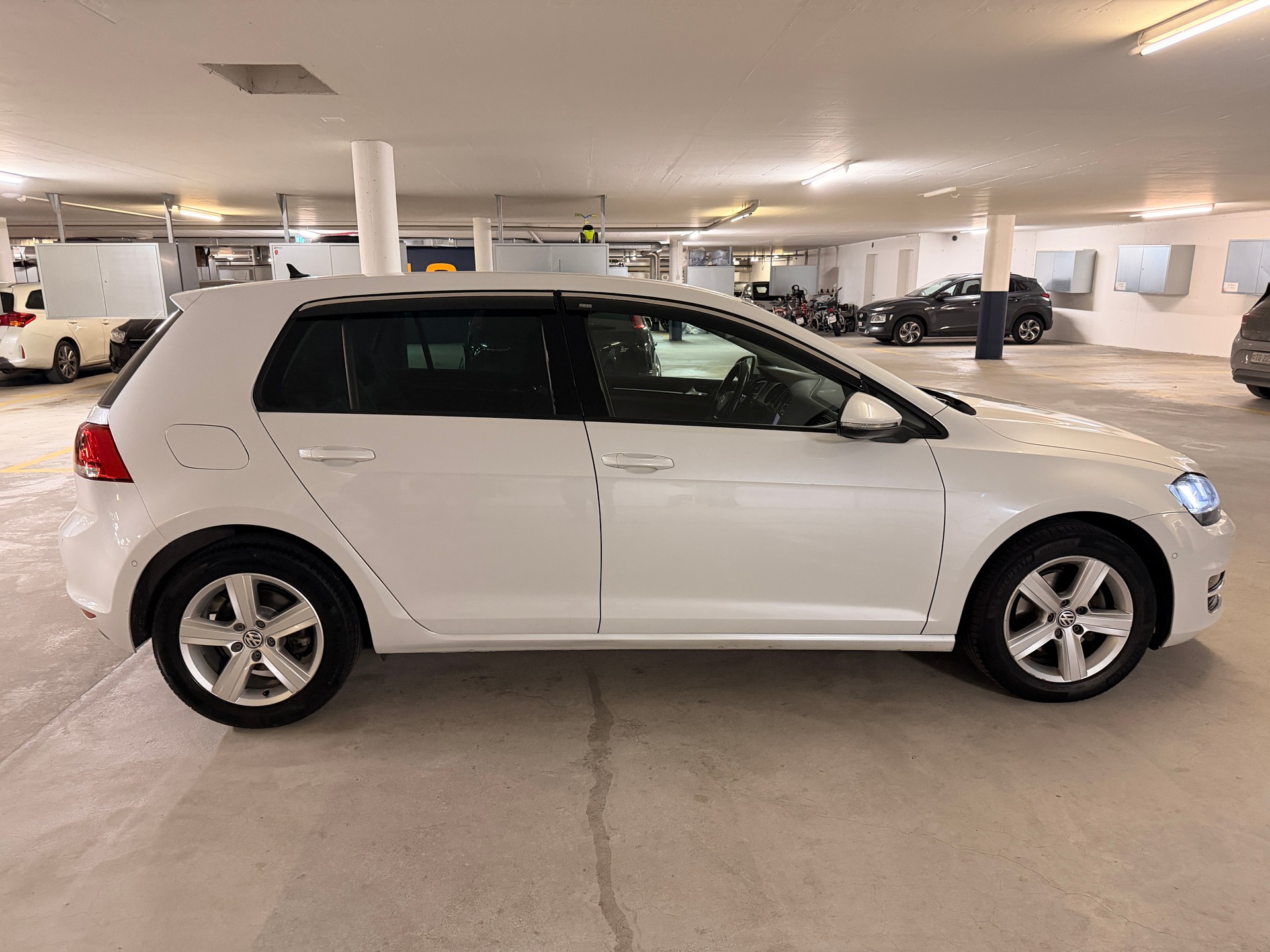 VW Golf 1.4 TSI Highline DSG-image-7