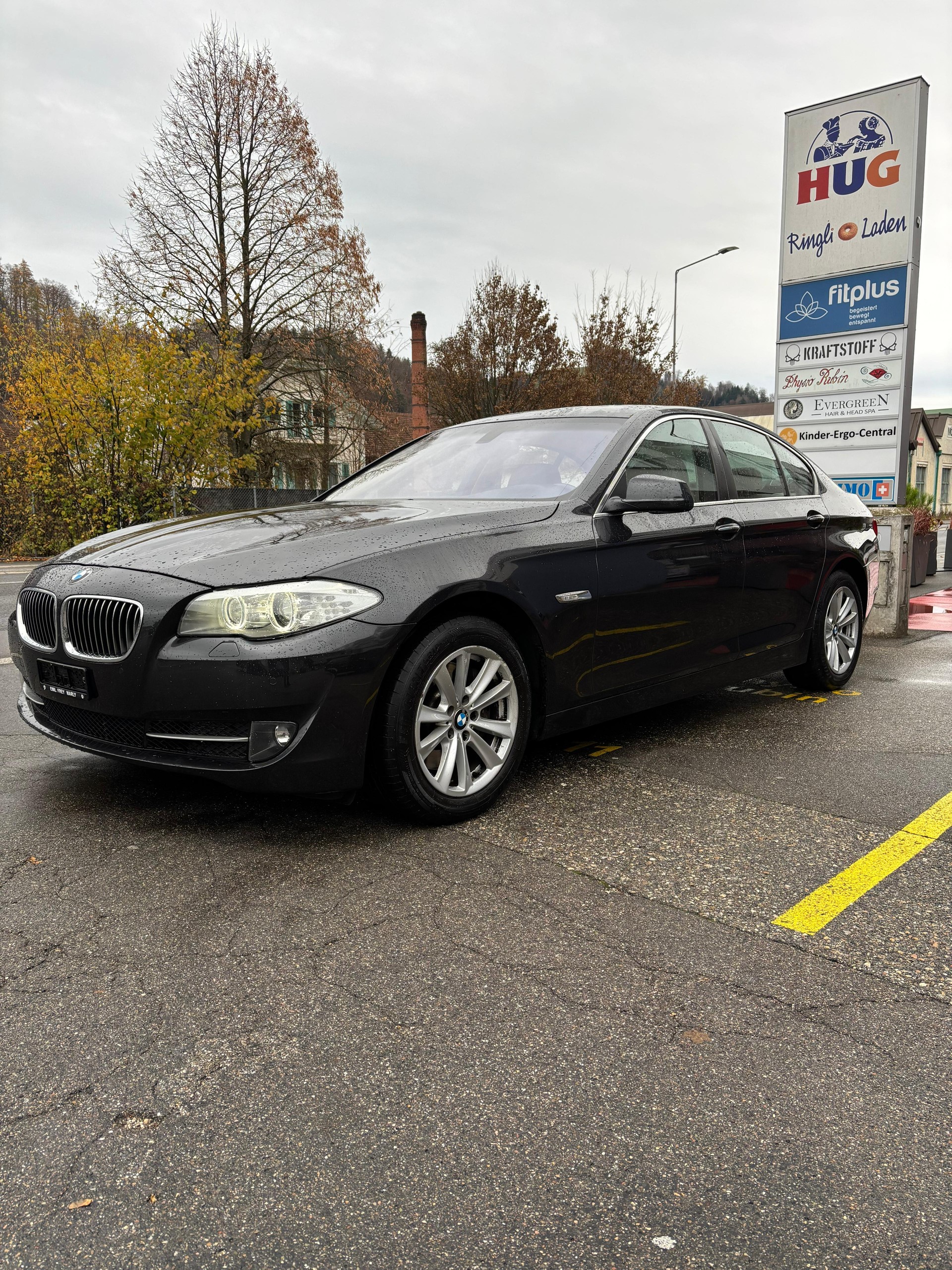 BMW 528i xDrive Steptronic-image-0
