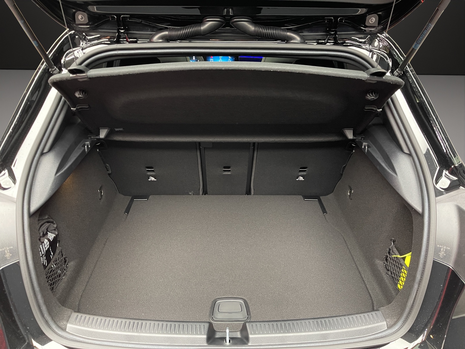 MERCEDES-BENZ A 35 AMG 4matic 8G-DCT-image-10