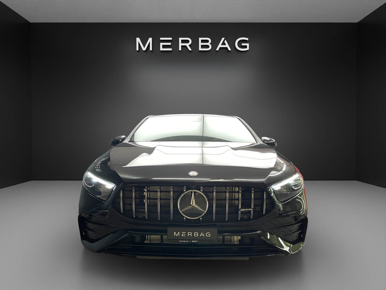 MERCEDES-BENZ A 35 AMG 4matic 8G-DCT-image-1