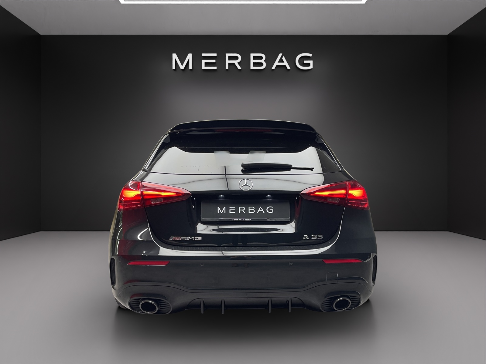 MERCEDES-BENZ A 35 AMG 4matic 8G-DCT-image-4