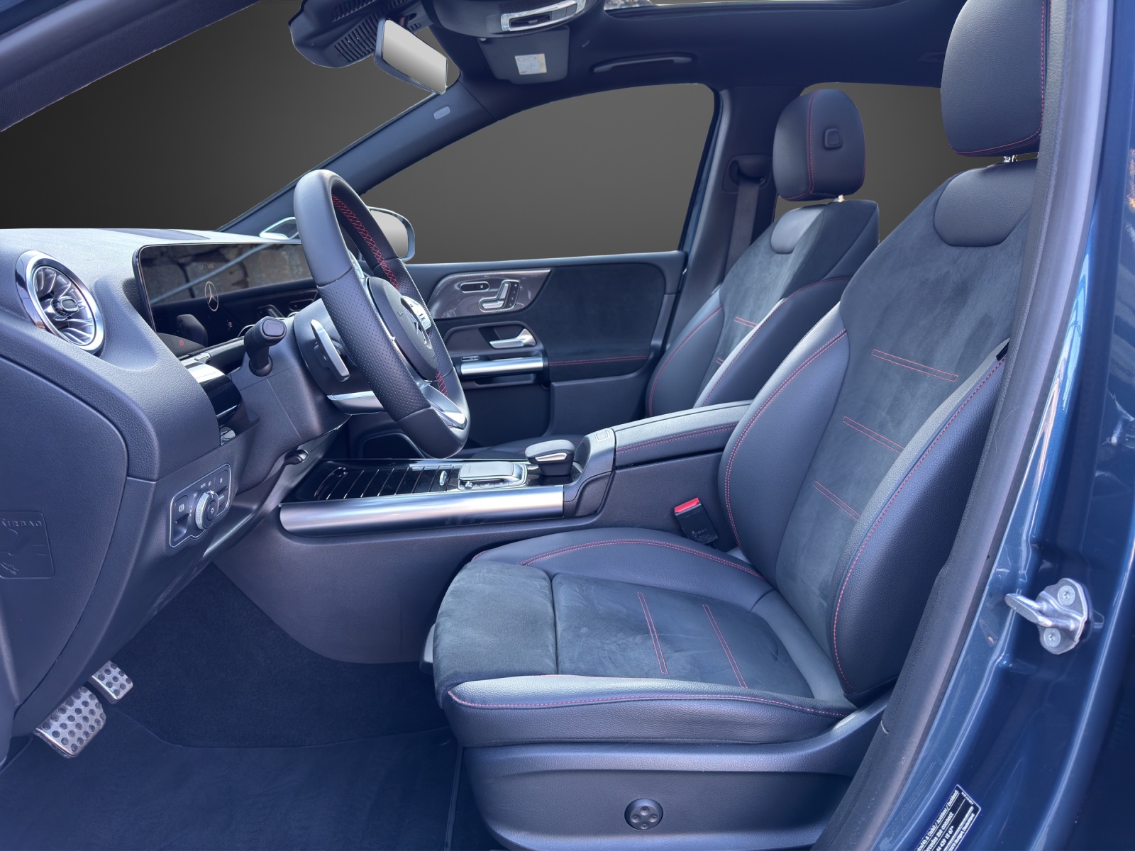 MERCEDES-BENZ B 200 4M AMG Line-image-9