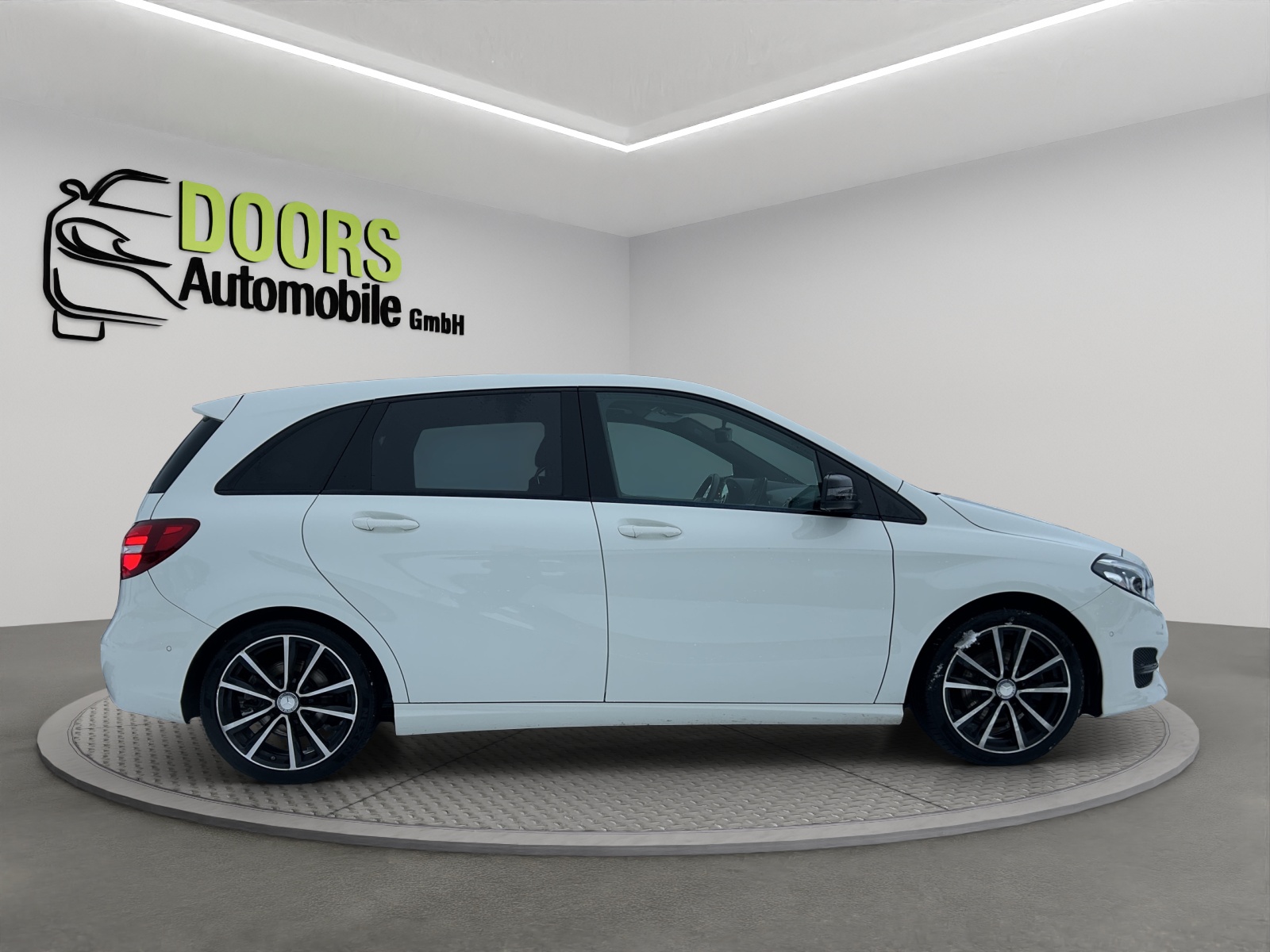 MERCEDES-BENZ B 220 CDI Swiss Star Edition AMG Line 4Matic-image-7