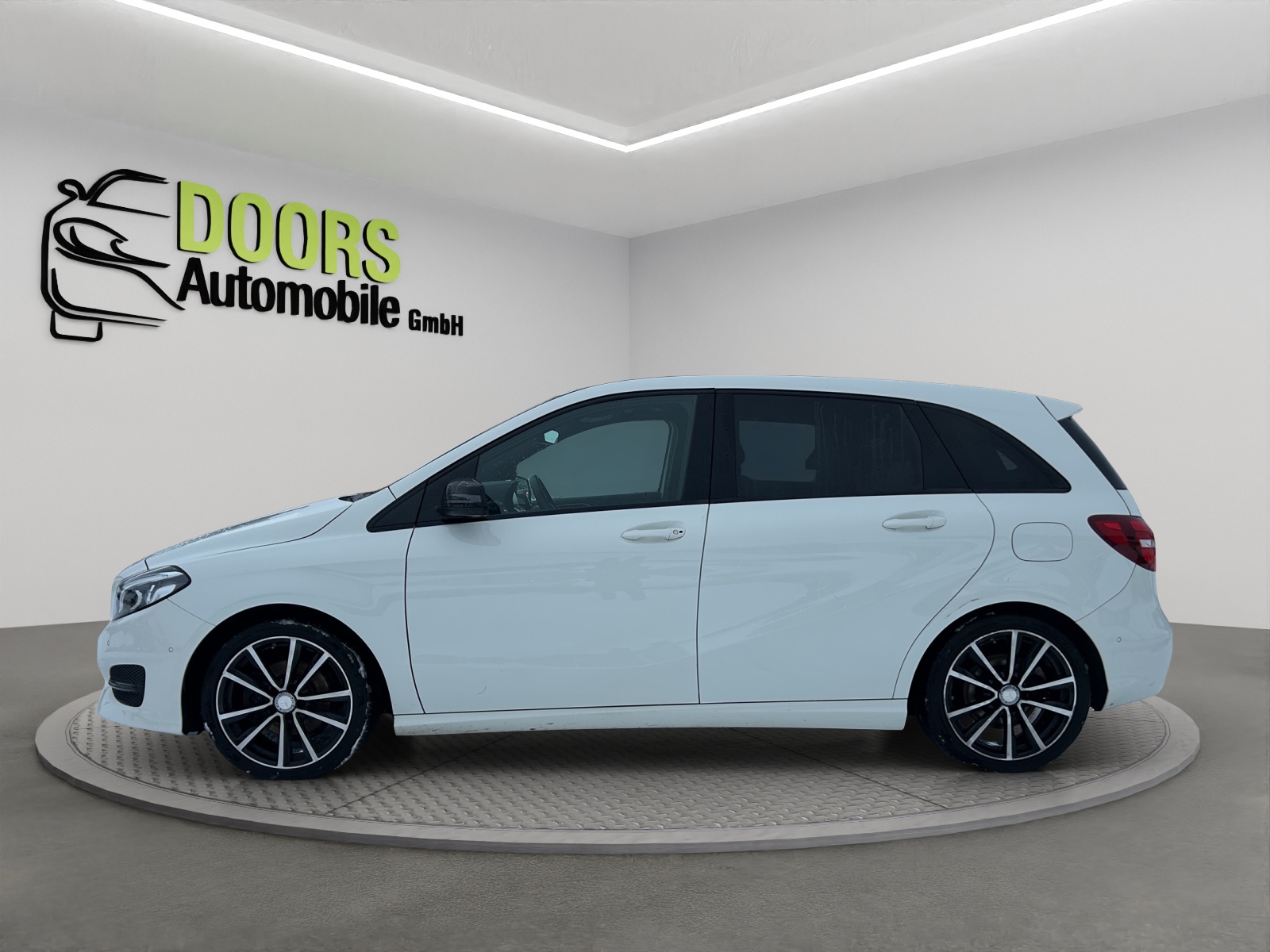 MERCEDES-BENZ B 220 CDI Swiss Star Edition AMG Line 4Matic-image-6