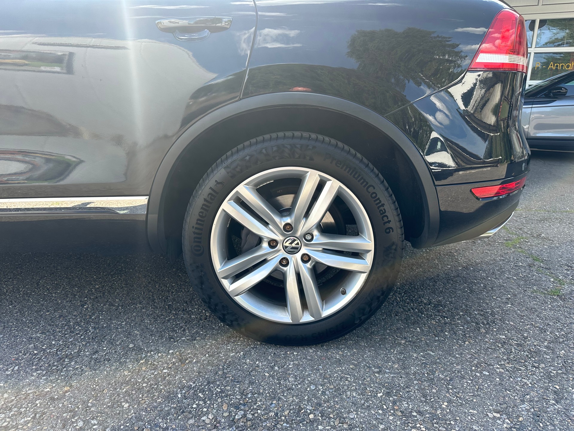 VW Touareg 4.2 V8 TDI Tiptronic-showroom-element-3