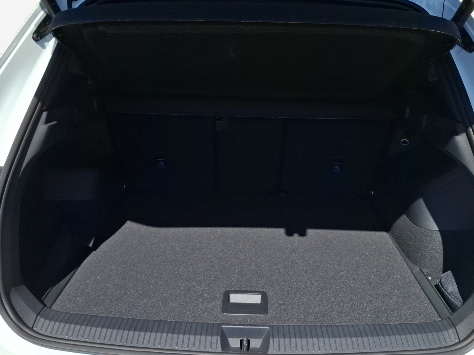 VW Tiguan 2.0 TSI DSG R-Line 4Motion-image-12