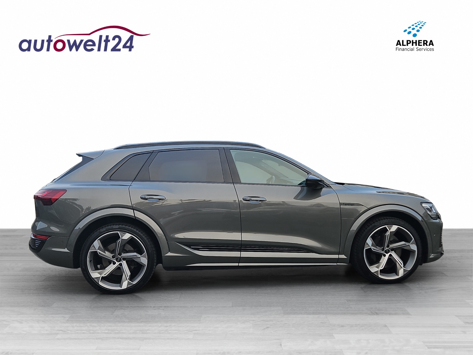 AUDI SQ8 e-tron quattro-image-4