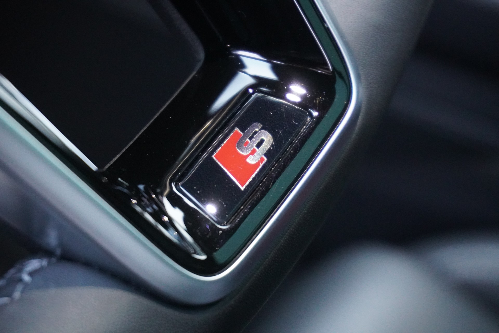 AUDI SQ8 e-tron quattro-image-27