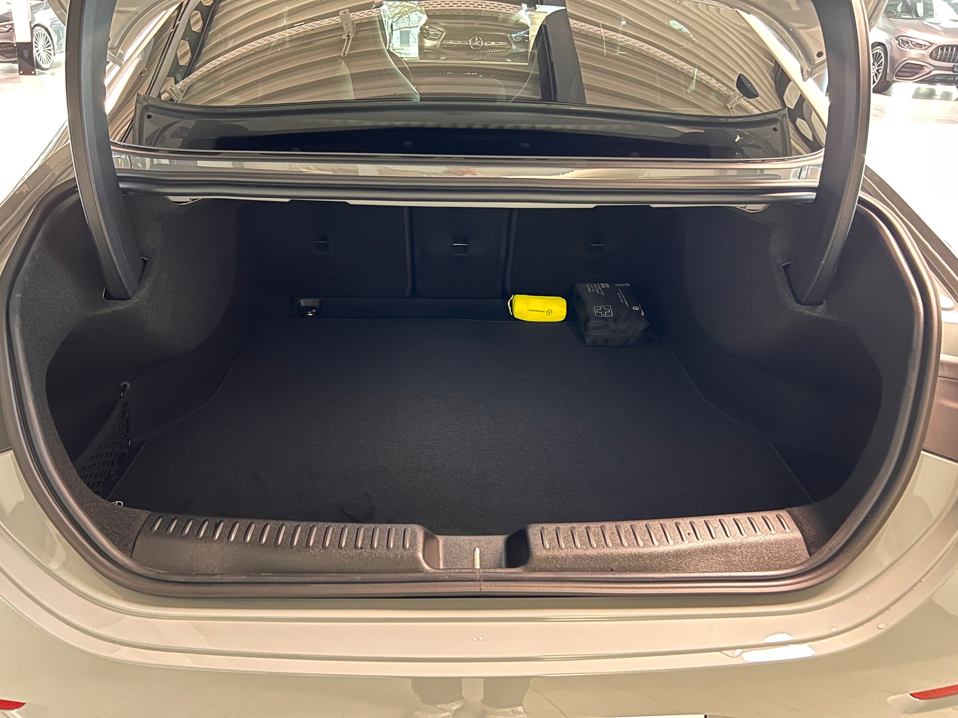 MERCEDES-BENZ CLA 220 4Matic 8G-DCT-image-6