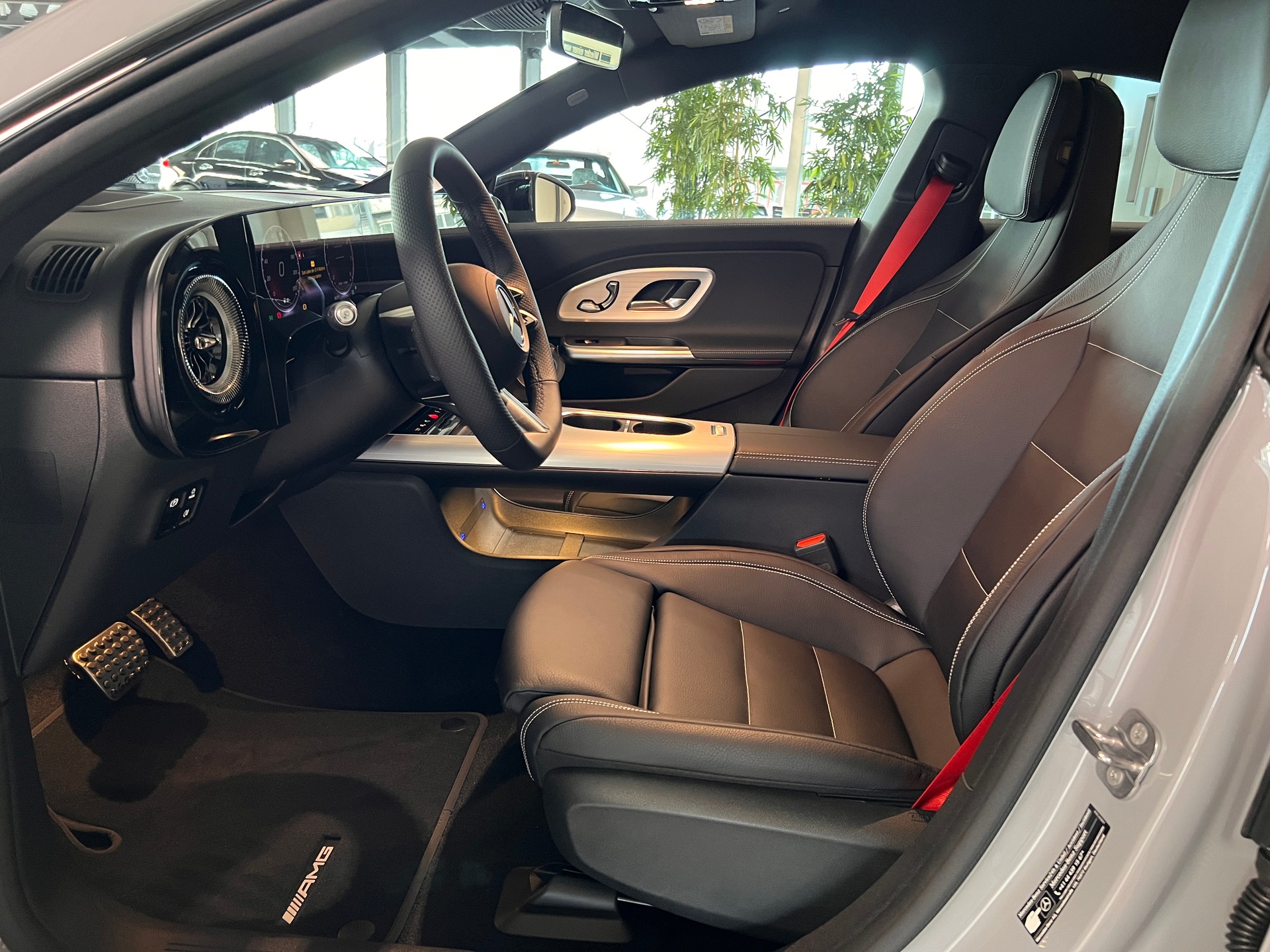 MERCEDES-BENZ CLA 220 4Matic 8G-DCT-image-9