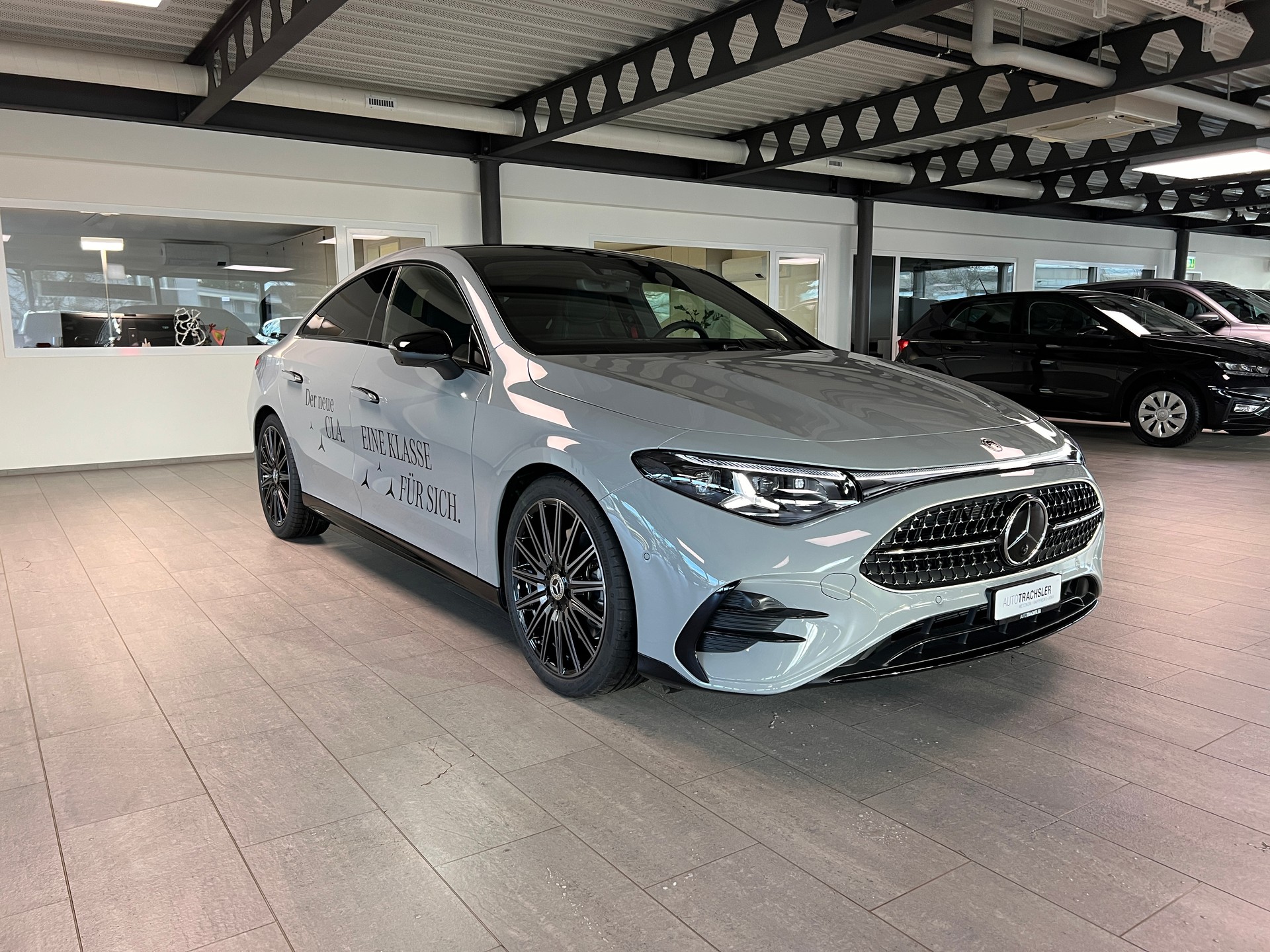 MERCEDES-BENZ CLA 220 4Matic 8G-DCT-image-2