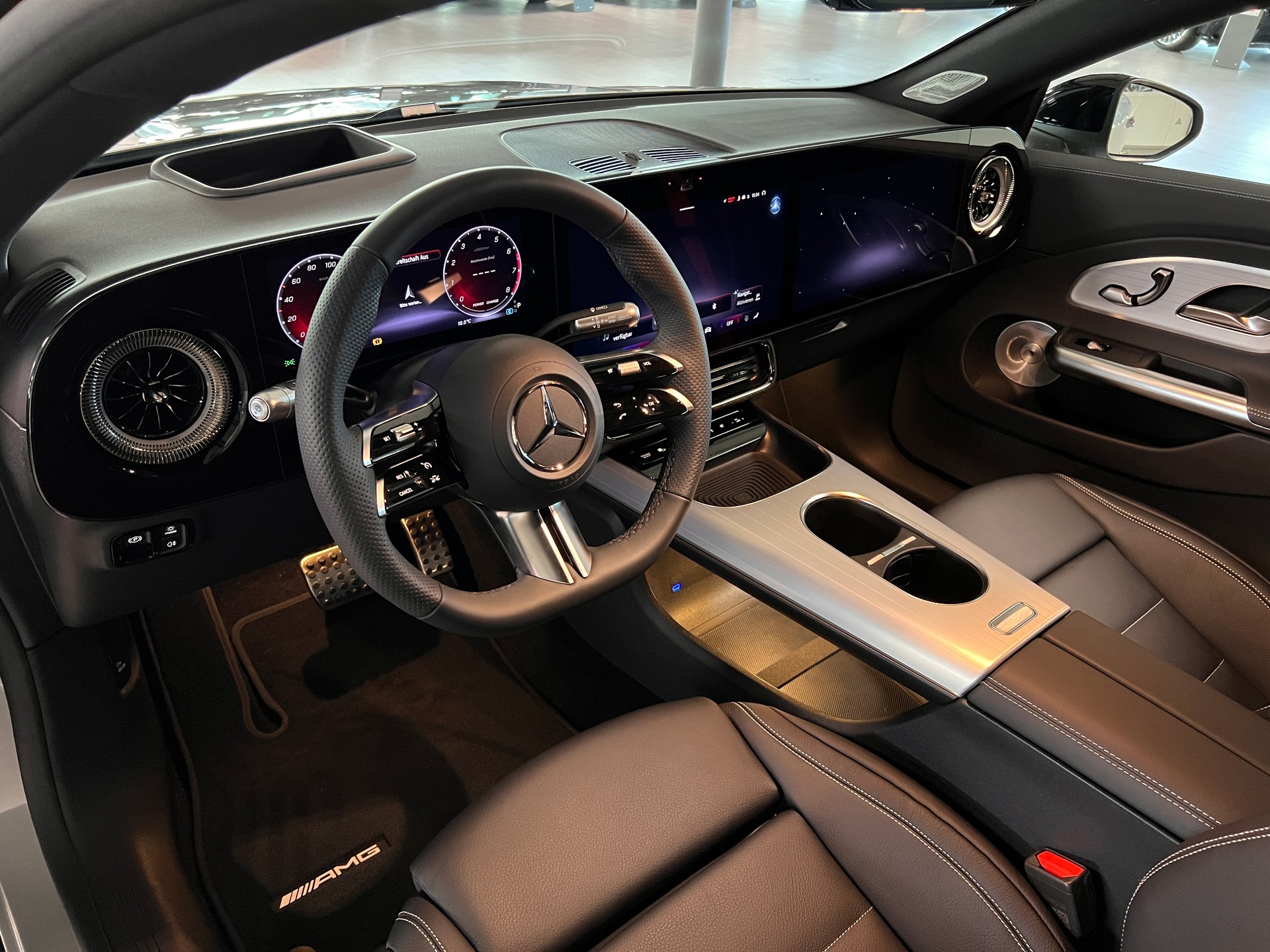 MERCEDES-BENZ CLA 220 4Matic 8G-DCT-image-10