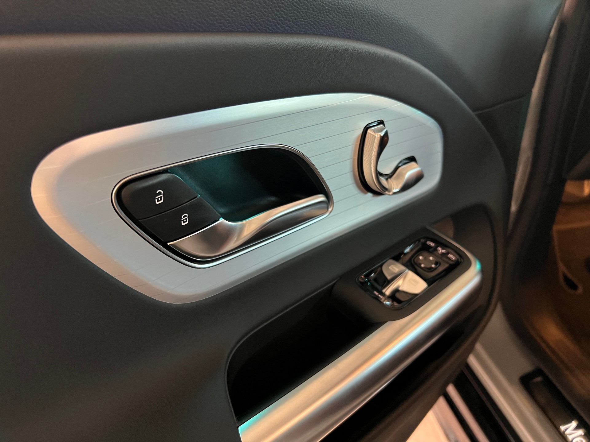 MERCEDES-BENZ CLA 220 4Matic 8G-DCT-image-14