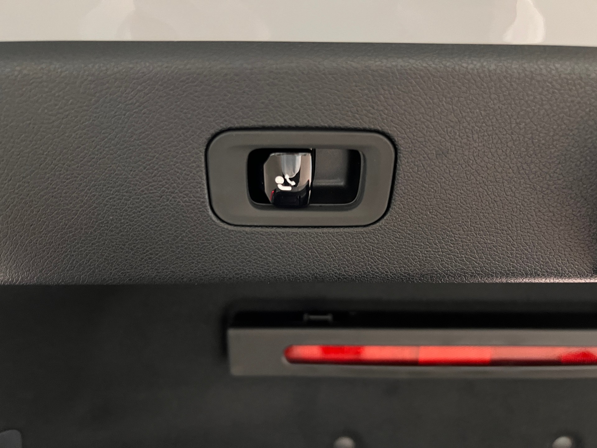 MERCEDES-BENZ CLA 220 4Matic 8G-DCT-image-7