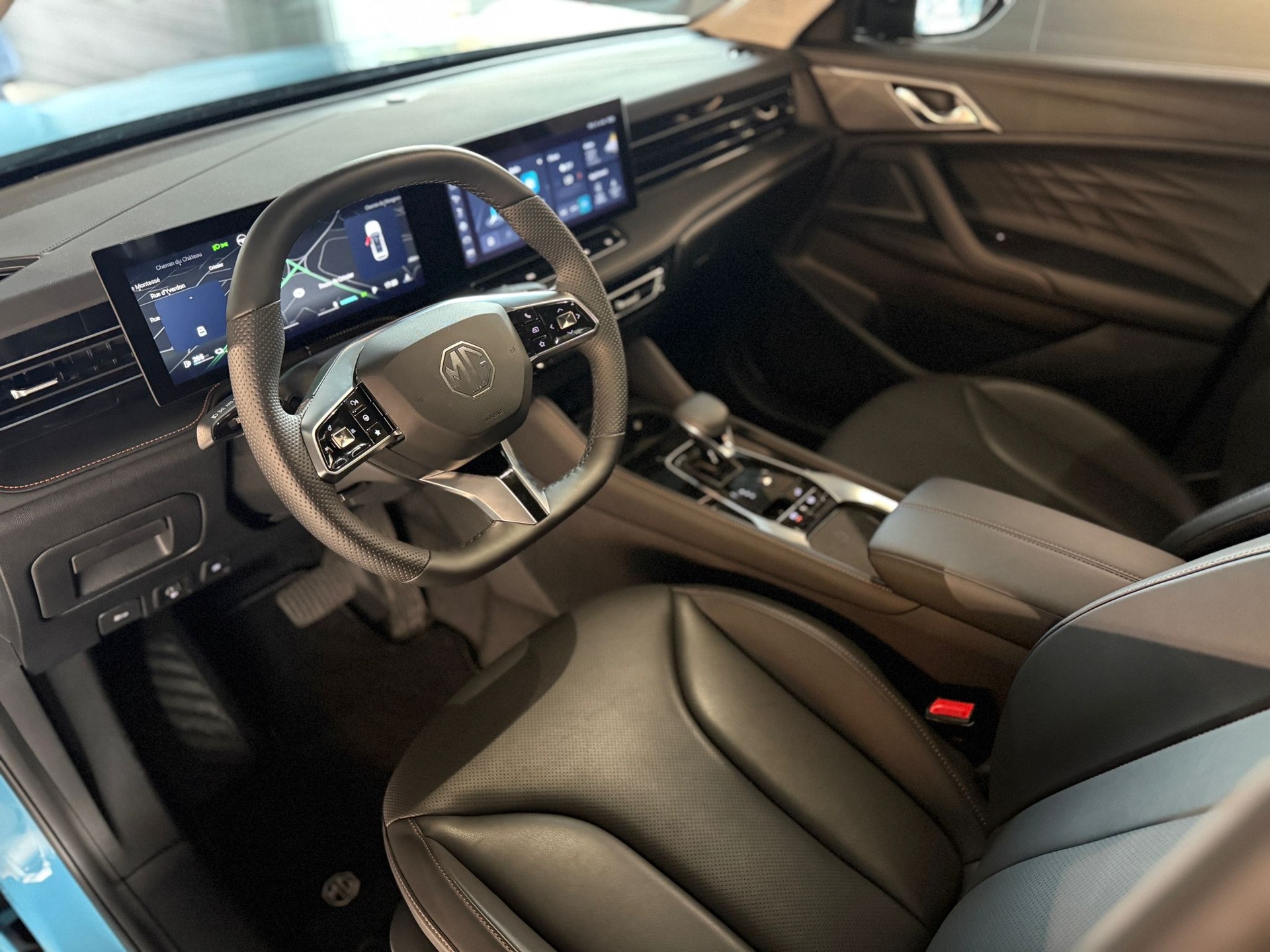 MG HS 1.5 T PHEV Luxury-image-7