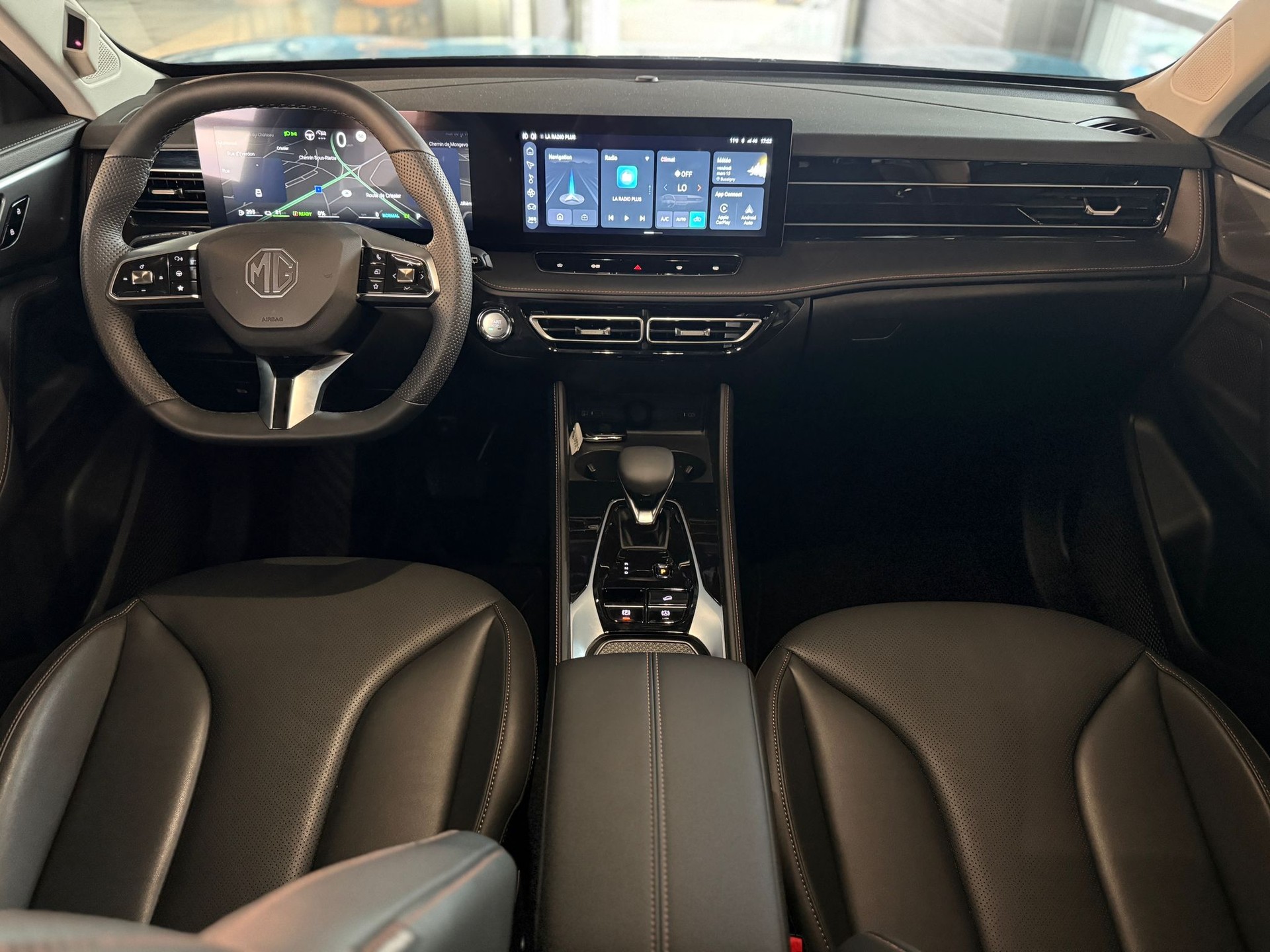 MG HS 1.5 T PHEV Luxury-image-9