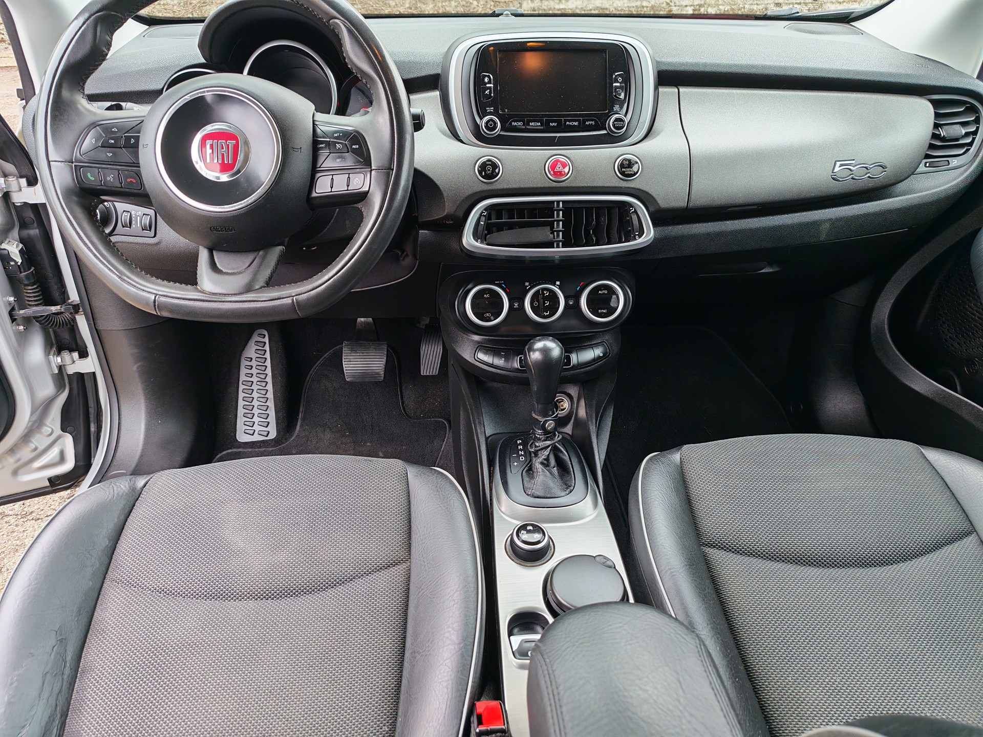 FIAT 500X 2.0 MJ Cross 4x4 Automatic-image-8