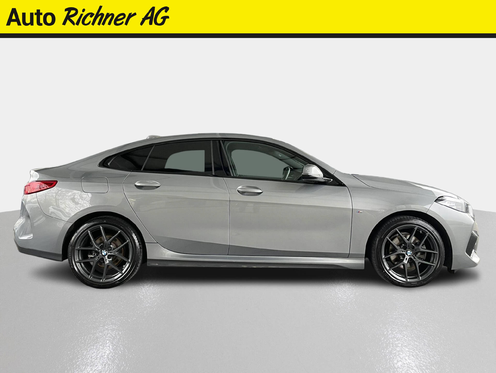 BMW 218d Gran Coupé-image-2
