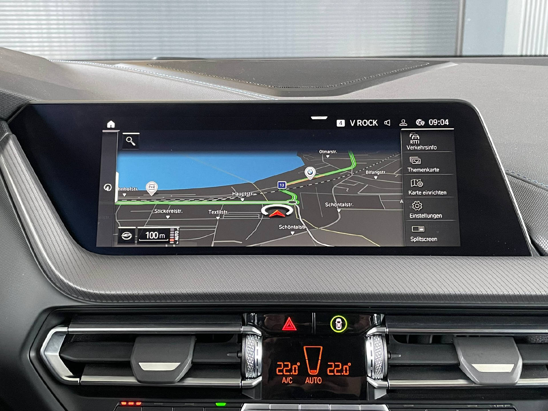 BMW 218d Gran Coupé-image-11