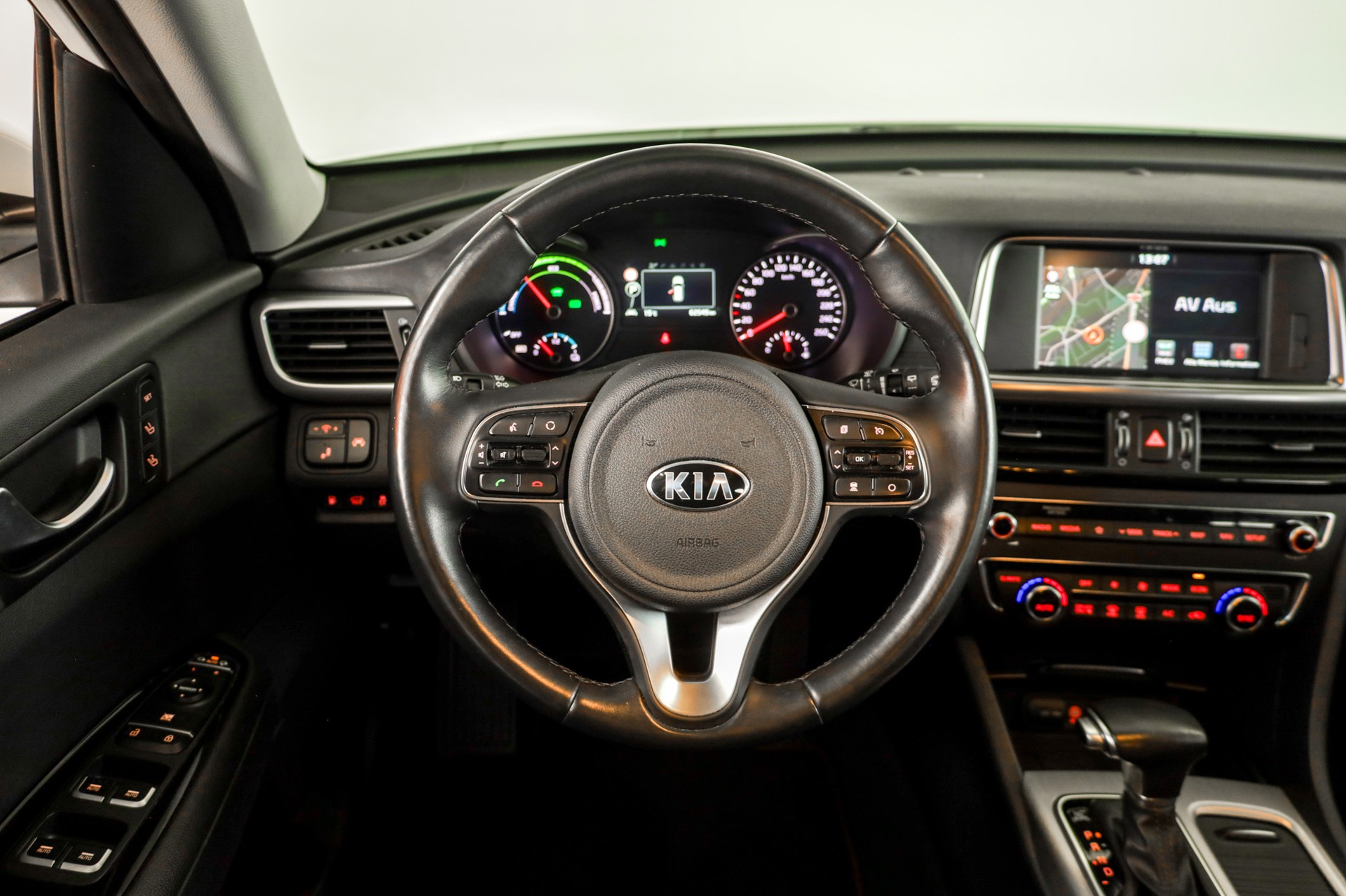 KIA Optima SW 2.0 T-GDI Plug-in Hybrid Automat-image-11