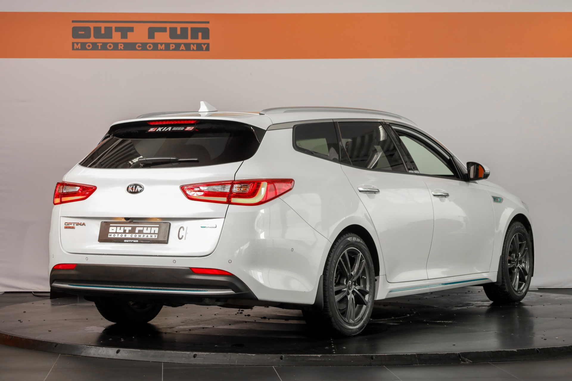 KIA Optima SW 2.0 T-GDI Plug-in Hybrid Automat-image-4