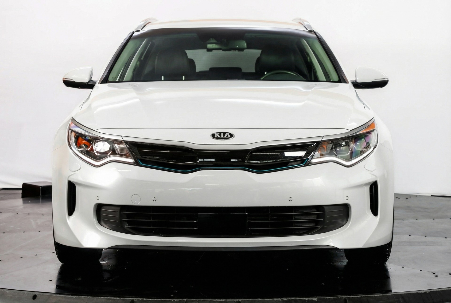 KIA Optima SW 2.0 T-GDI Plug-in Hybrid Automat-image-1