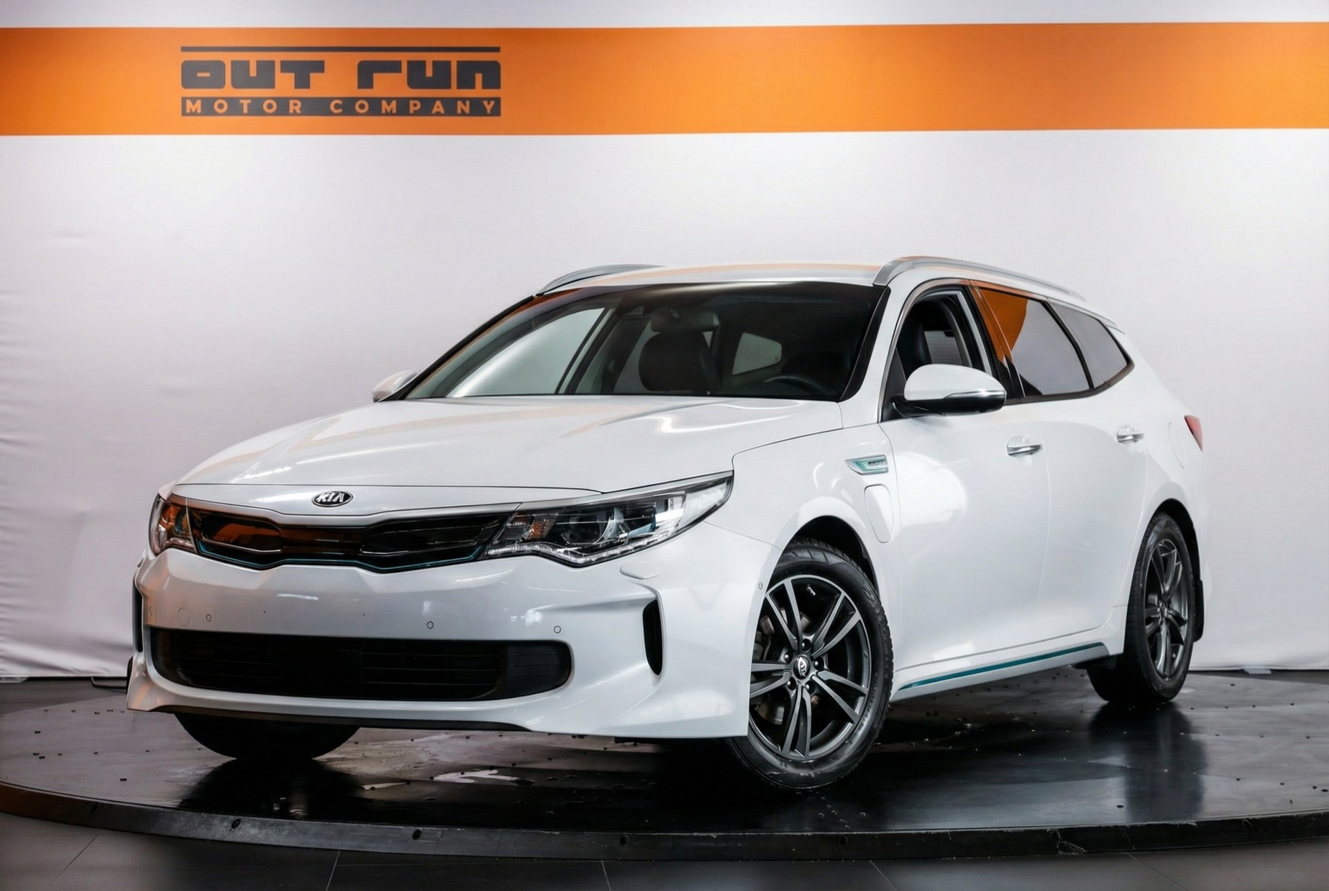 KIA Optima SW 2.0 T-GDI Plug-in Hybrid Automat-image-0