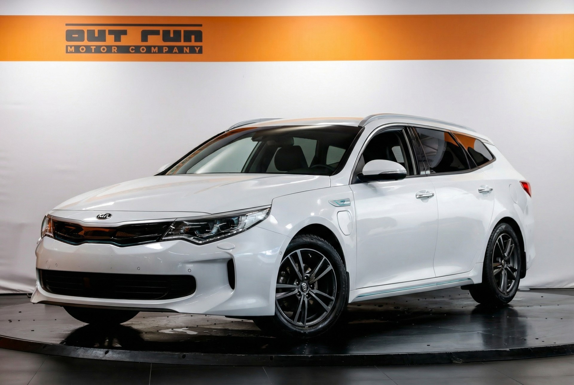 KIA Optima SW 2.0 T-GDI Plug-in Hybrid Automat-image-3