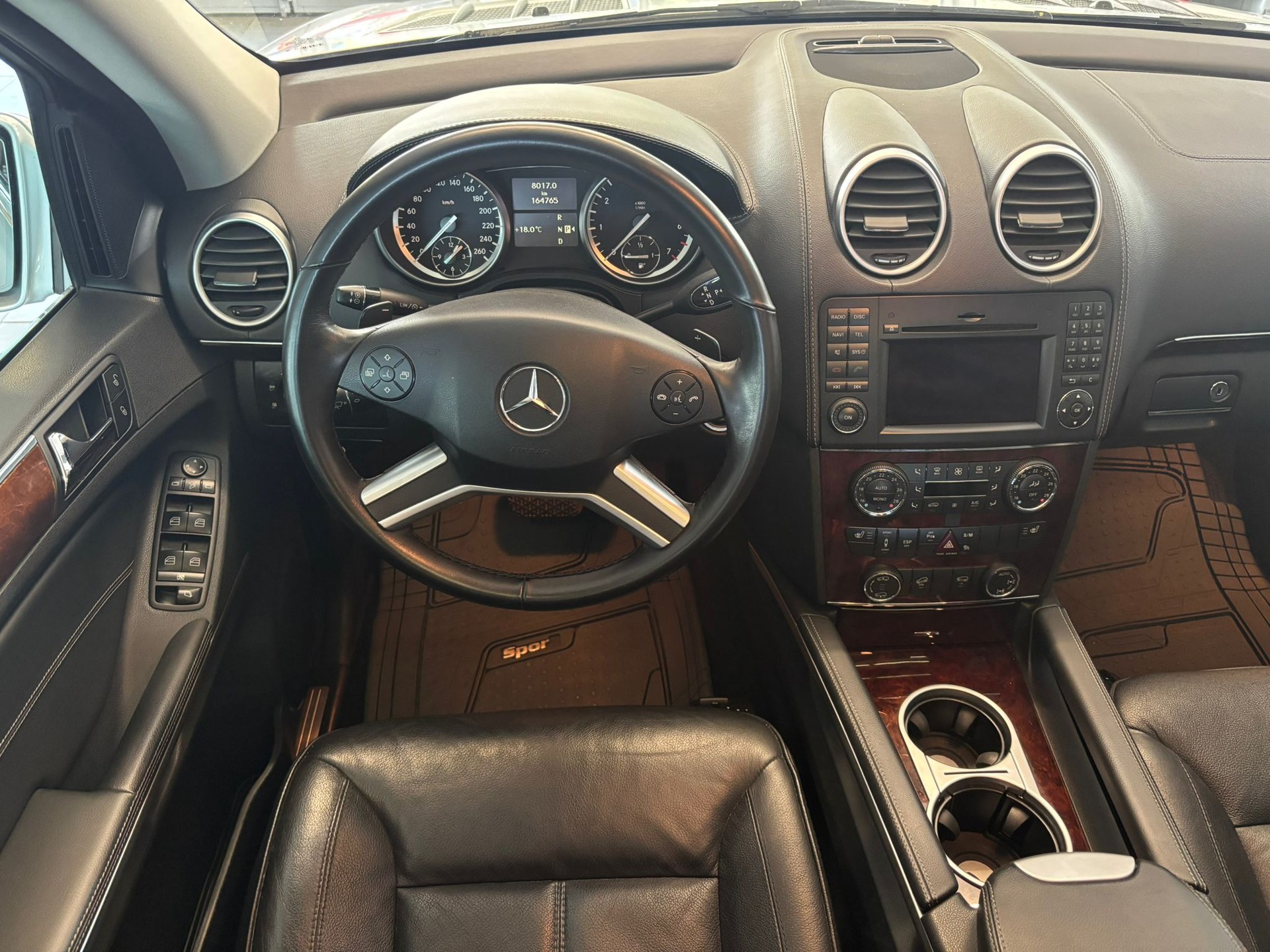 MERCEDES-BENZ GL 450 4Matic 7G-Tronic-image-8