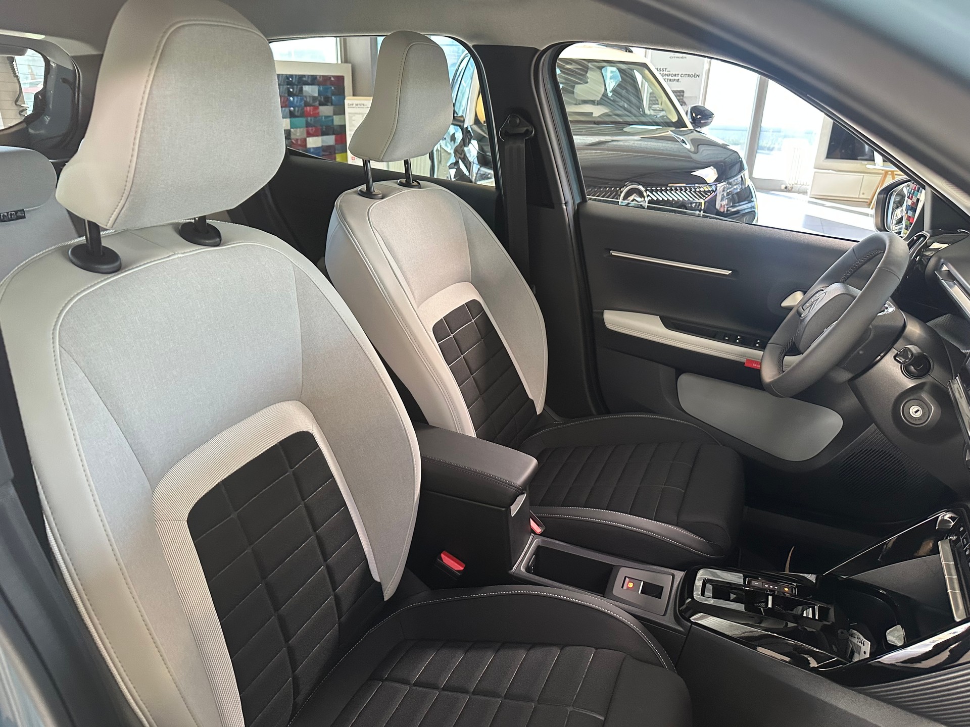 CITROEN C3 1.2i MHEV Max DCS6-image-3