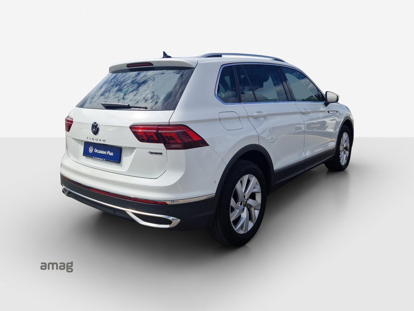 VW Tiguan 2.0 TDI SCR Elegance 4Motion DSG-image-4