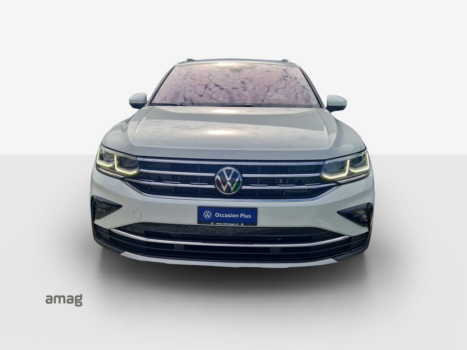VW Tiguan 2.0 TDI SCR Elegance 4Motion DSG-image-6