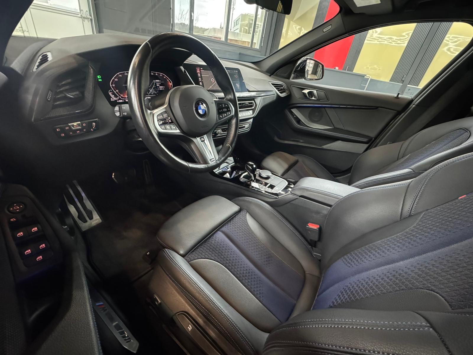 BMW 118d Steptronic M Sport-image-8