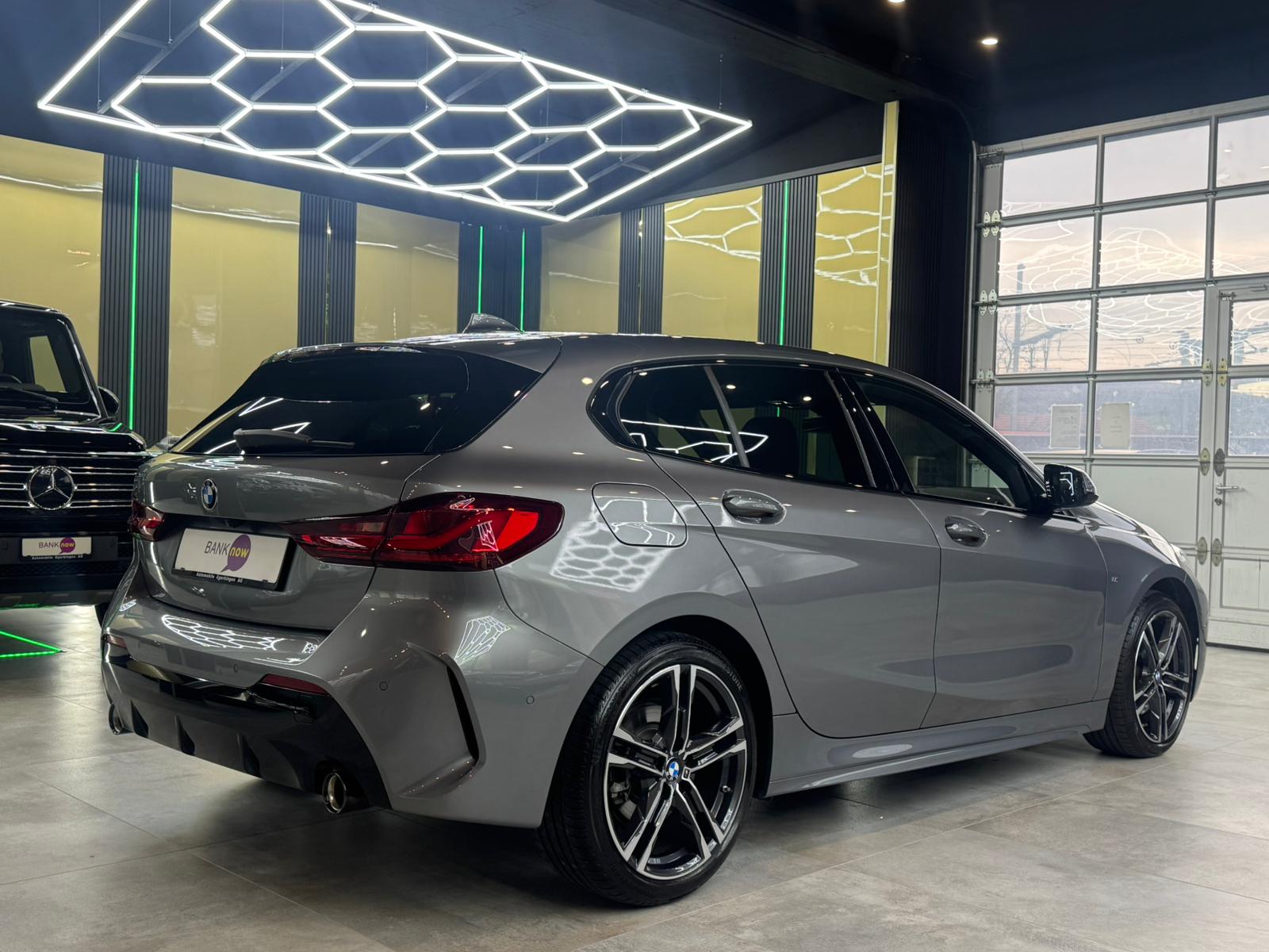 BMW 118d Steptronic M Sport-image-4