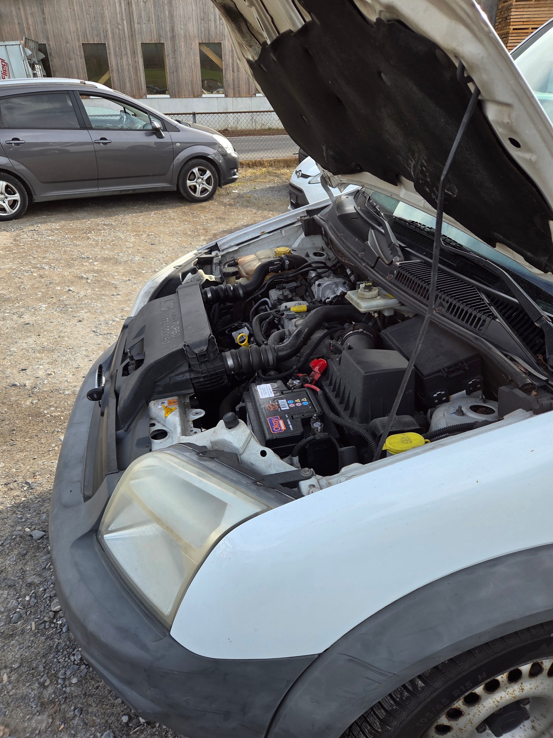 FORD Transit Connect Van T220 1.8 TDCi S Level 3-image-8