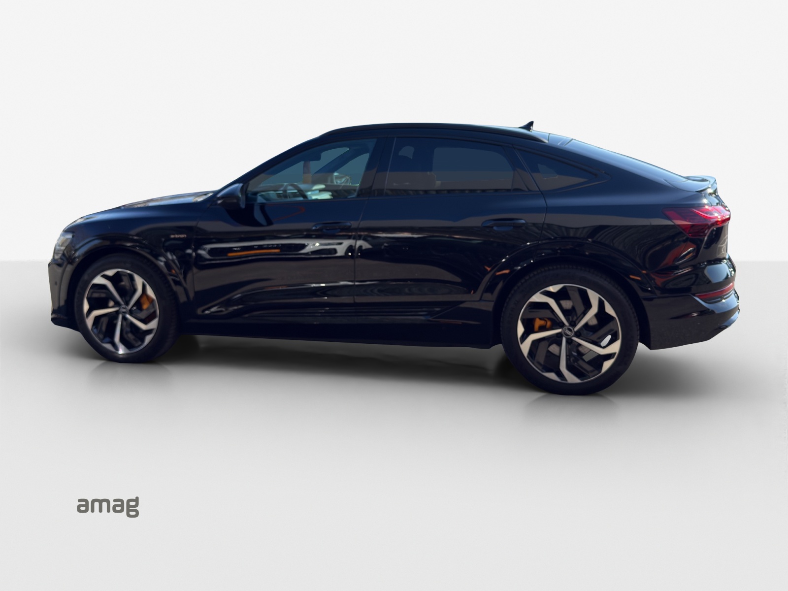 AUDI e-tron 55 S Line Black Edition quattro-image-1