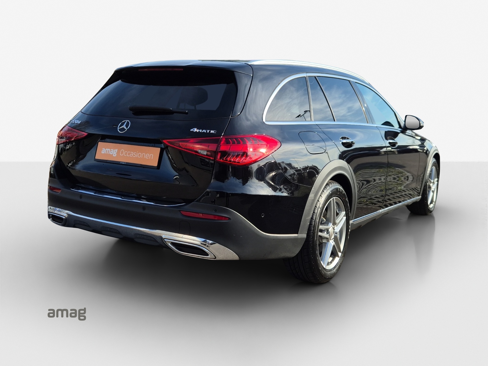MERCEDES-BENZ C 220 d 4Matic T All-Terrain Avantgarde-image-4